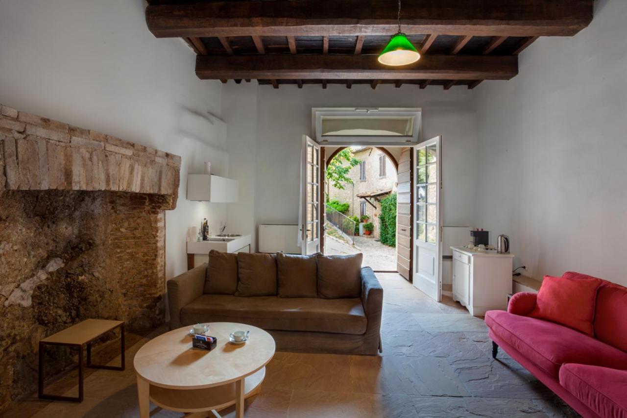 Il Castello Di Campello Aparthotel Campello sul Clitunno Εξωτερικό φωτογραφία