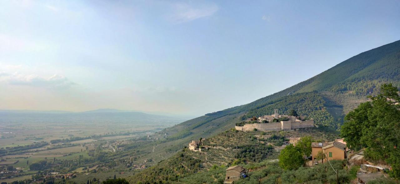 Il Castello Di Campello Aparthotel Campello sul Clitunno Εξωτερικό φωτογραφία