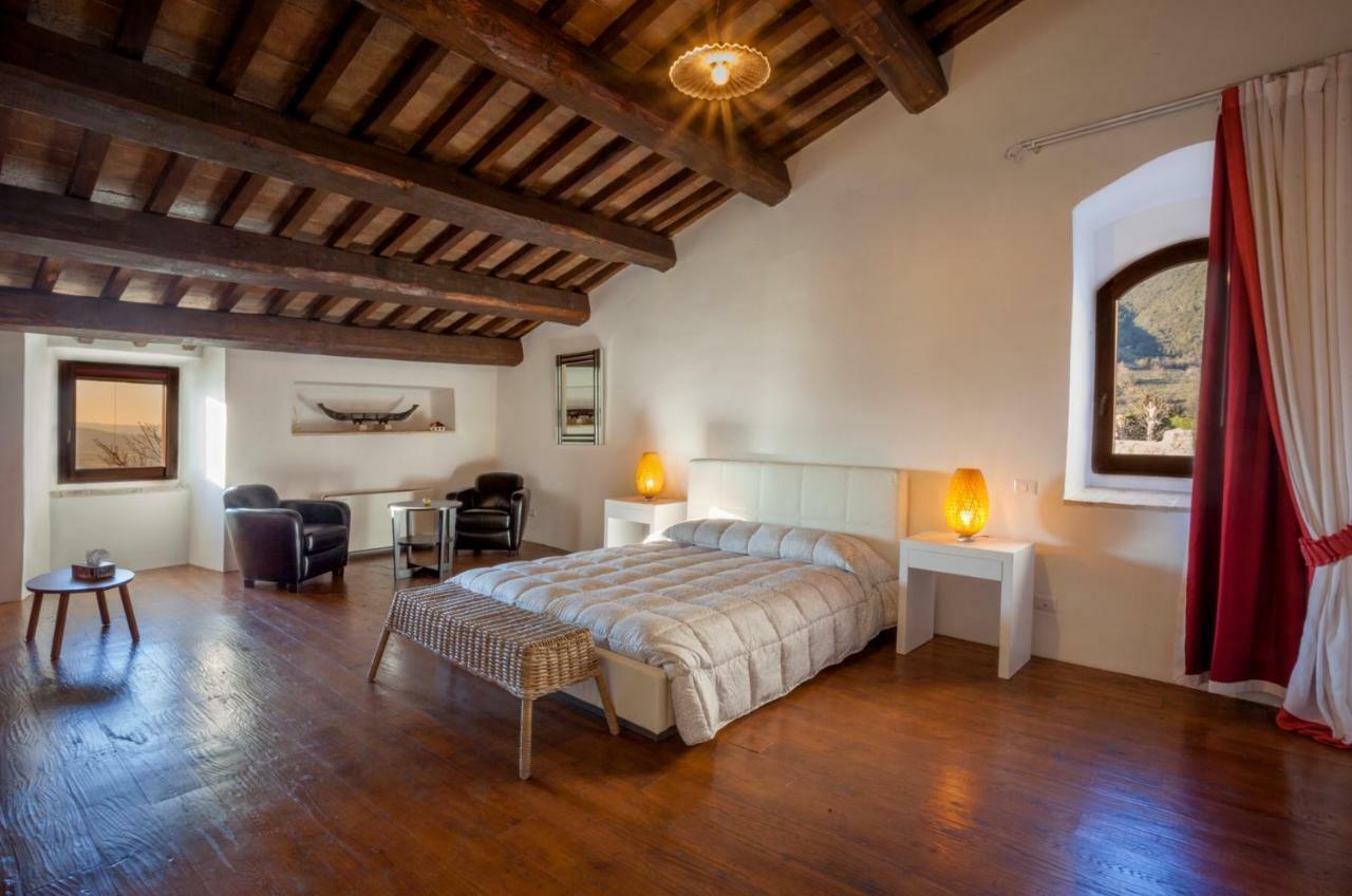 Il Castello Di Campello Aparthotel Campello sul Clitunno Εξωτερικό φωτογραφία