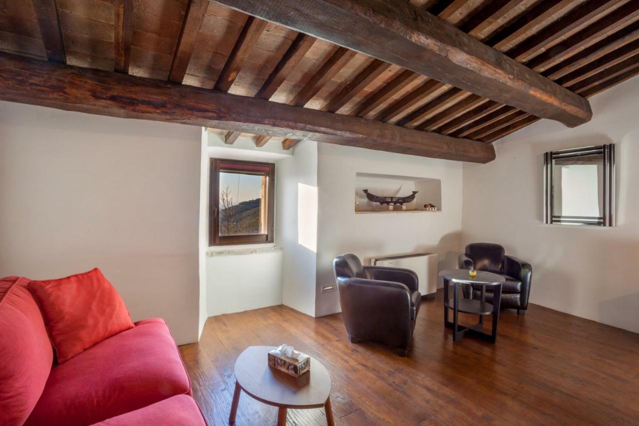 Il Castello Di Campello Aparthotel Campello sul Clitunno Εξωτερικό φωτογραφία